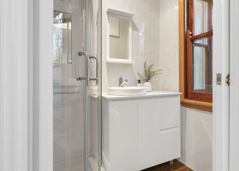 106 Barkers Road, Hawthorn