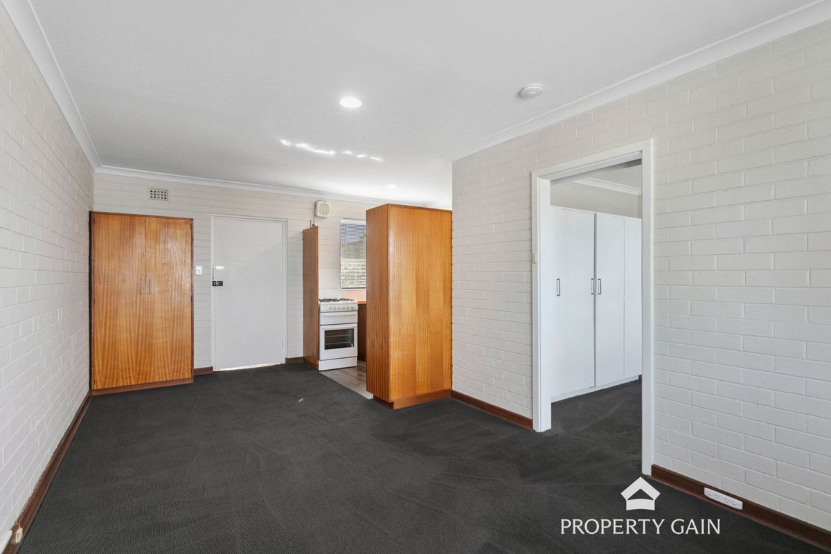 10 / 82 Broadway, Crawley