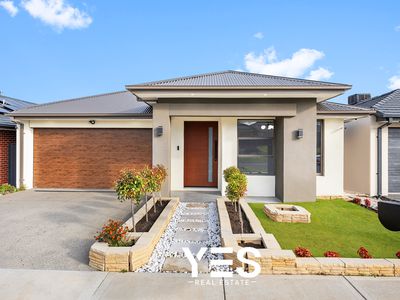 8 Heart Loop, Clyde North