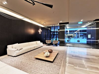 906 / 9 Waterside Place, Docklands