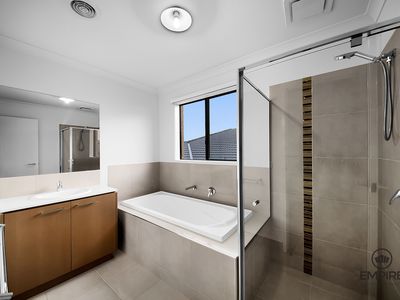 14 Murrayfield Street, Cranbourne East