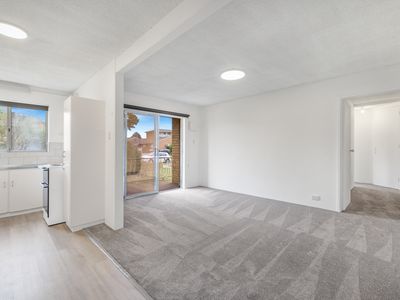 1 / 3 King Street, Crestwood