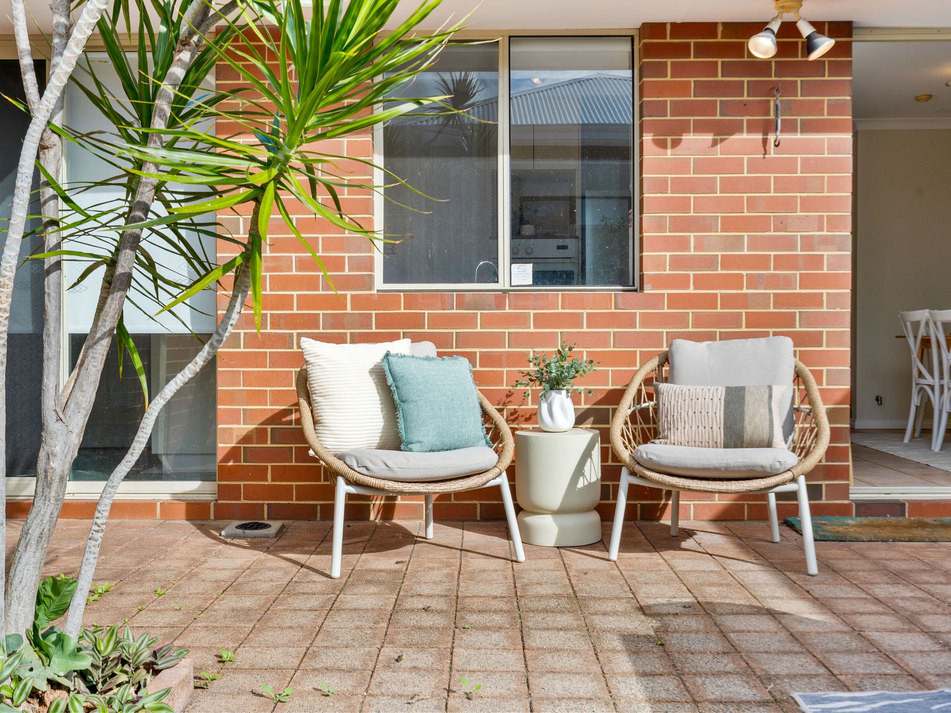 2 / 14 Wynyard Street, Yokine