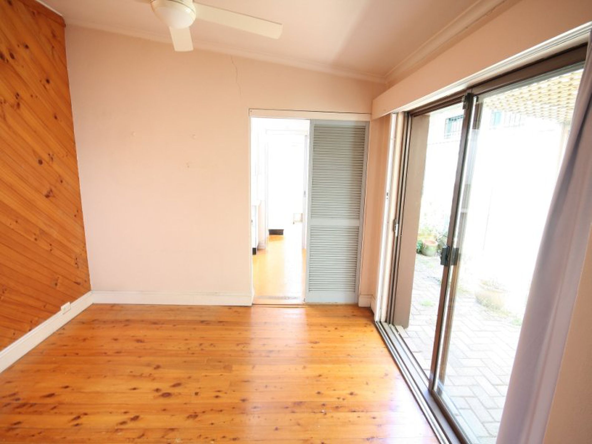 20 Lyne Street, Alexandria