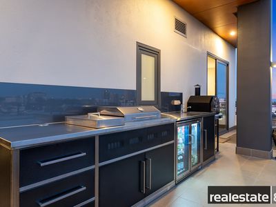 60 / 172 Railway Parade, West Leederville