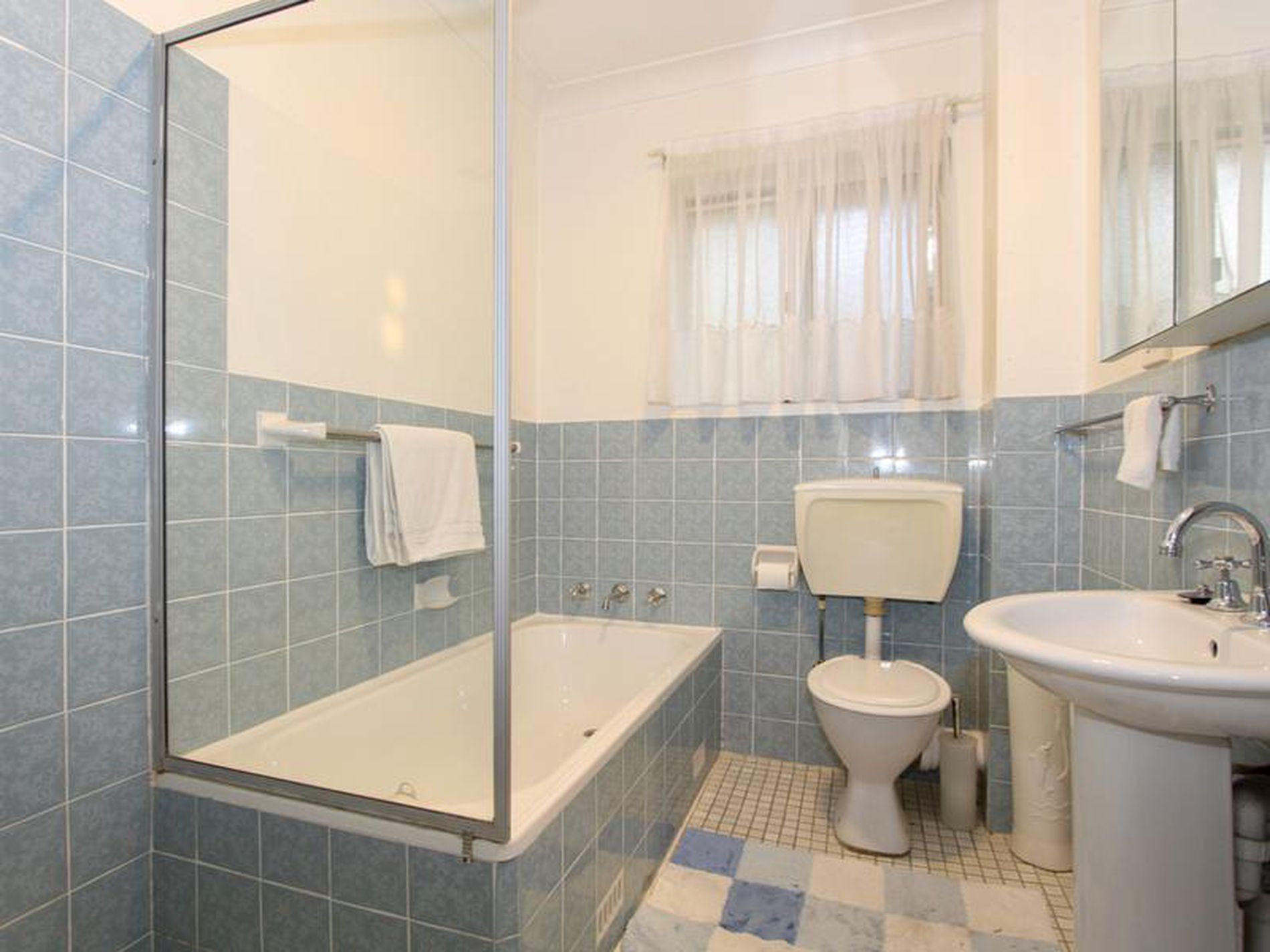 9 / 214 Keppel Street, Bathurst