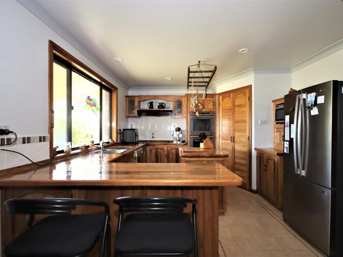 14 Brownes Road, Salt Ash, Salt Ash - Thumbnail 8