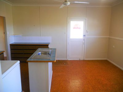 13 MacDiarmid Street, Kingaroy