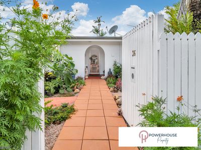 36 Maud Street, Flying Fish Point