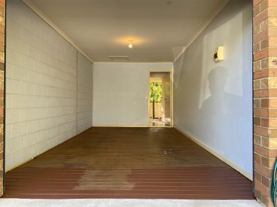 8 / 8 Briggs Road, Springwood
