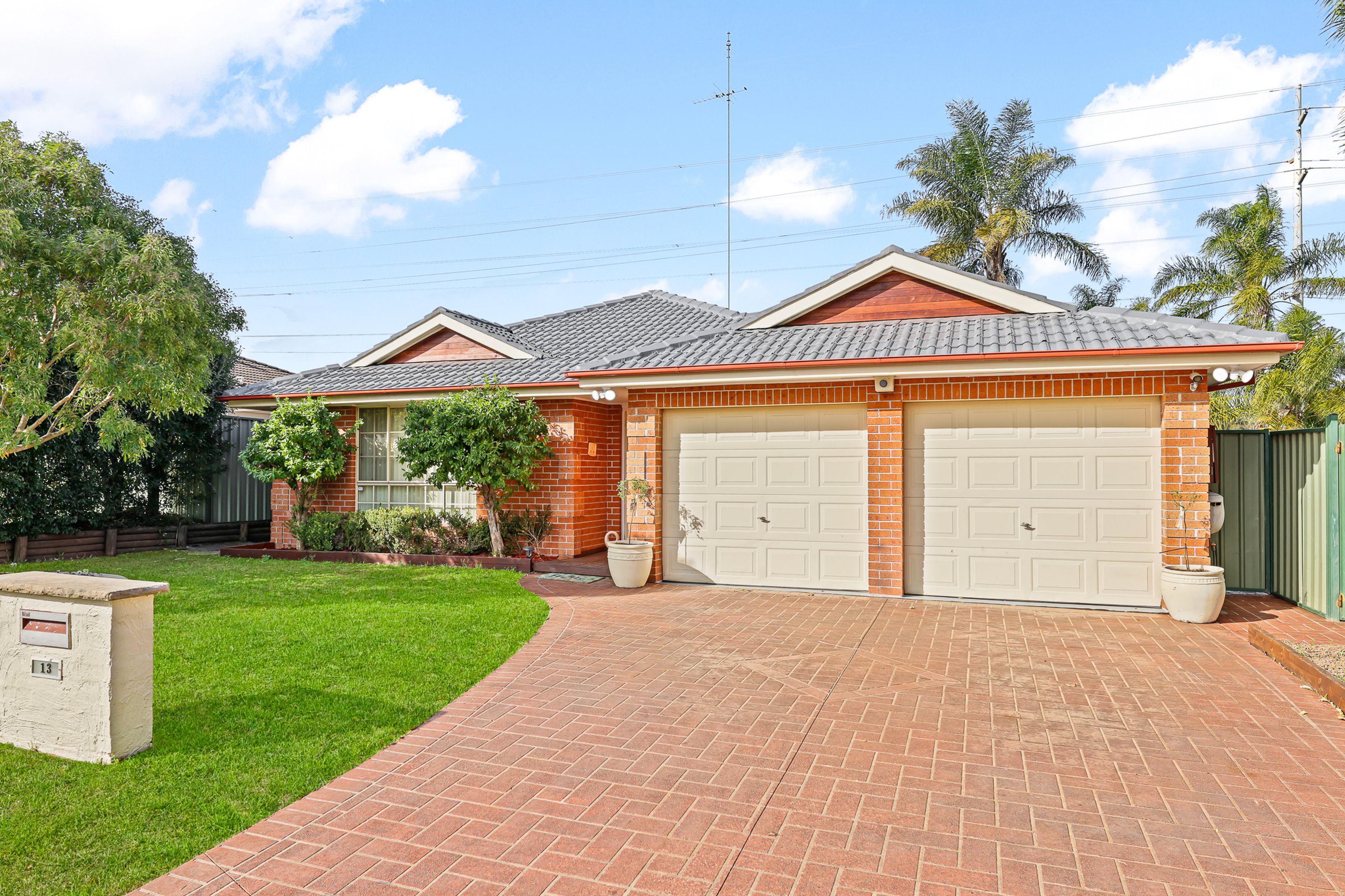 13 Ormonde Close, GLENMORE PARK