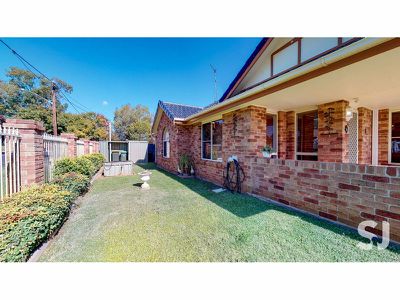 8 / 5 Gundarra Street, Dubbo