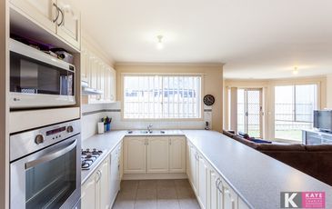 83 Storey Drive, Pakenham