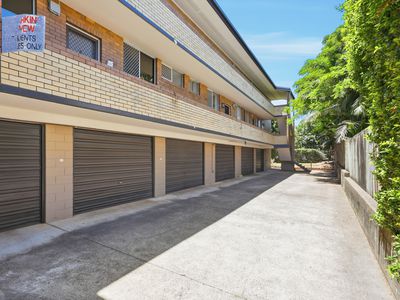 2 / 18 Phelan Street, Clayfield