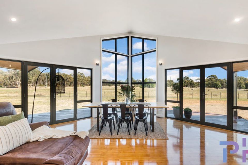 8 Montgomery Lane, Lockwood