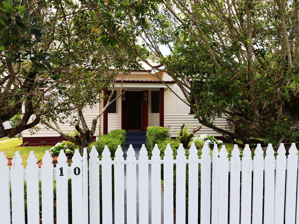 10 George Street, Tolga