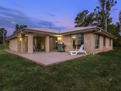 24 Christella Court, Fernvale