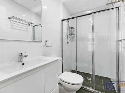 12 / 70 Essington Street, Wentworthville