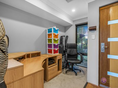 7 Redshank Lane, Martin