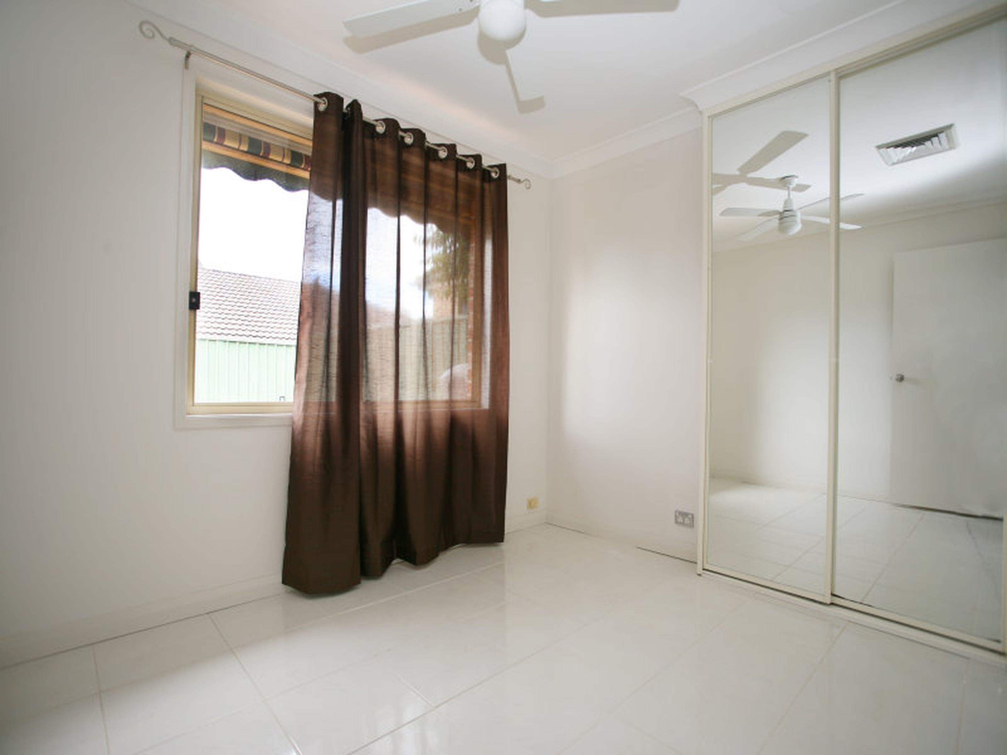 11 Linara Circuit,, GLENMORE PARK