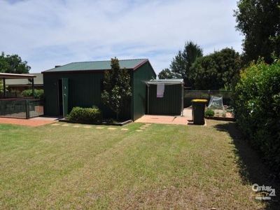 8 Lincoln Park Way, Dubbo