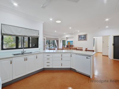 2 Acacia Street, Woodgate