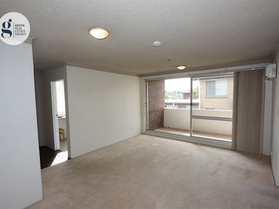 15 / 17 Meadow Crescent, Meadowbank
