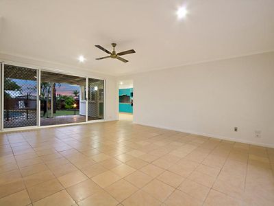 5 Grix Court, Crestmead