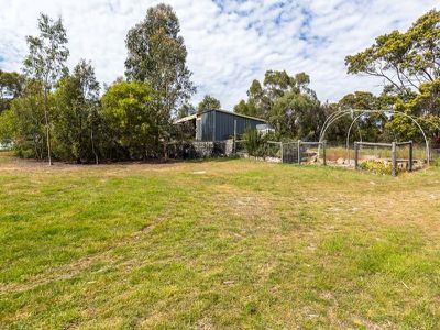 322 Clifton Beach, Clifton Beach