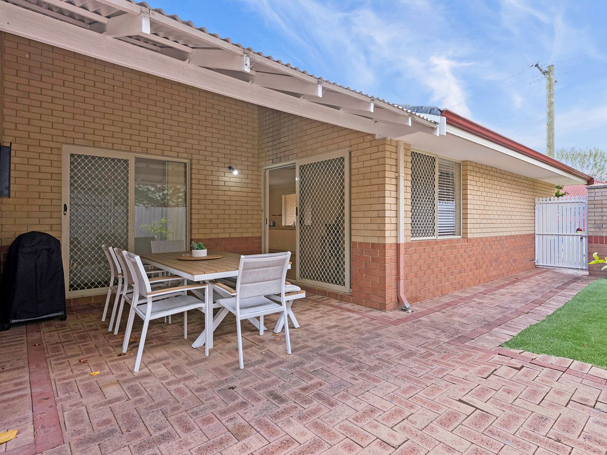 46 Lyall Street, Redcliffe