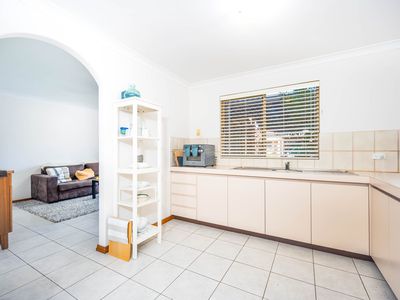 6/6 Camden Street, Dianella
