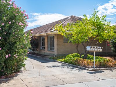4 / 8 Crossley St, Plympton