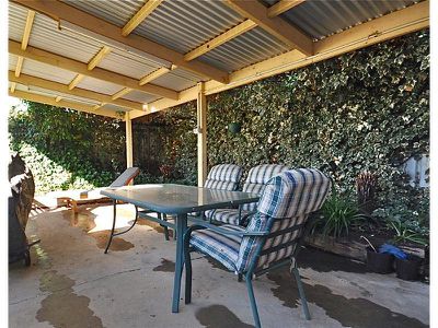 109 Symonds Street, Golden Square