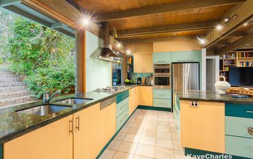 32 Burton Road, Beaconsfield Upper