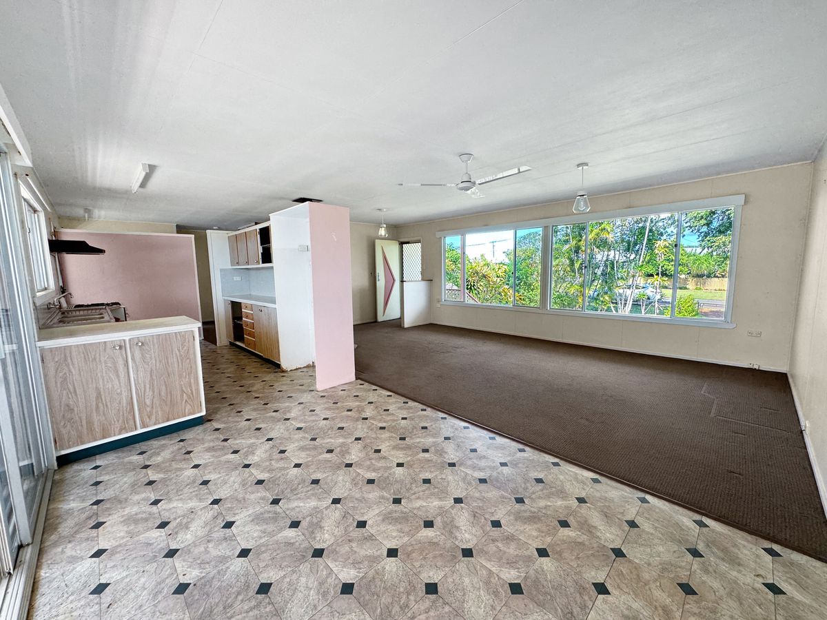 6 CANOPUS CIRCUIT, Atherton