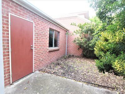 2 / 21 Dunstan Street, Clayton