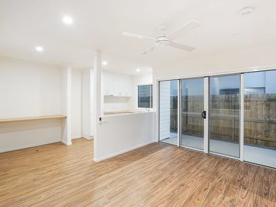 4 Bambarra Street, Southport