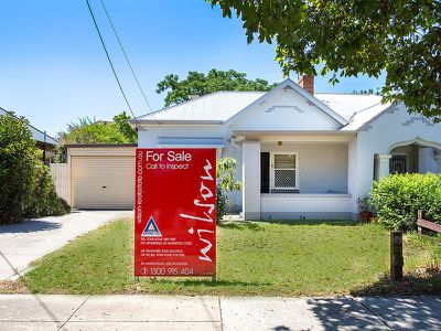 4 Michel Avenue, Plympton