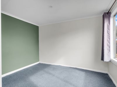 15 Meander Valley Rd, Carrick