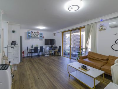 68 / 2 Riverpark Drive, Liverpool