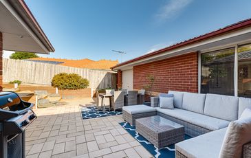 27 Fieldstone Boulevard, Beaconsfield