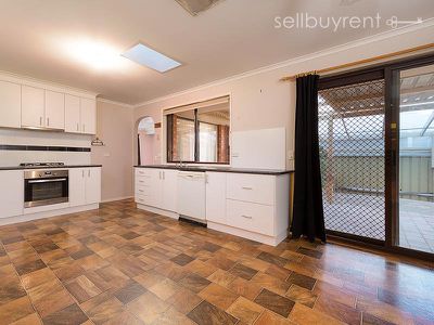 24 CAMPBELL AVENUE, Wodonga