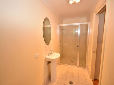 11 Grevillea Close, Dubbo