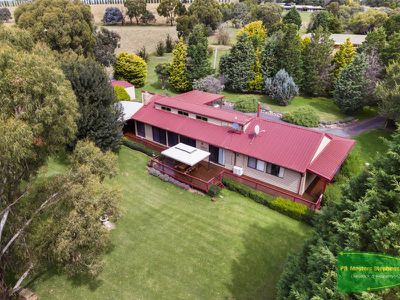 422 Laffing Waters Lane, Laffing Waters