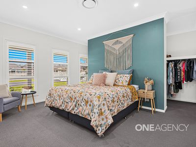10 Balmoral Parade, Tullimbar