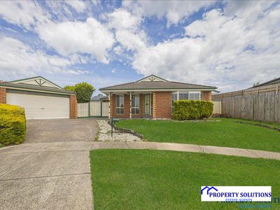 13 Treetop Court, Narre Warren South