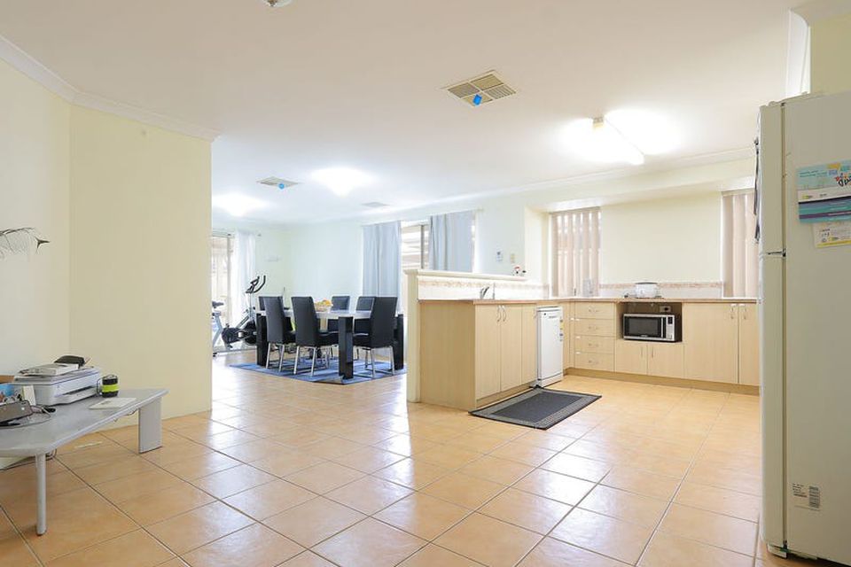 5 Napoleon Way , Bertram
