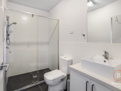 3 / 5 Bellevue Terrace, Pascoe Vale