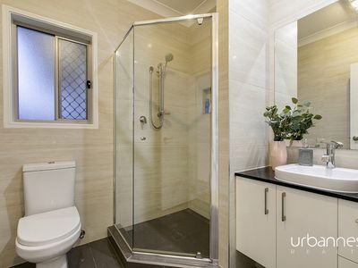 38 Wilga Drive, Bunya