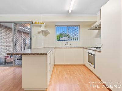 1 / 54 Esperanto Way, Westminster